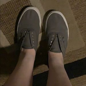 Hard to find gray Vans with star rivets. Slip on